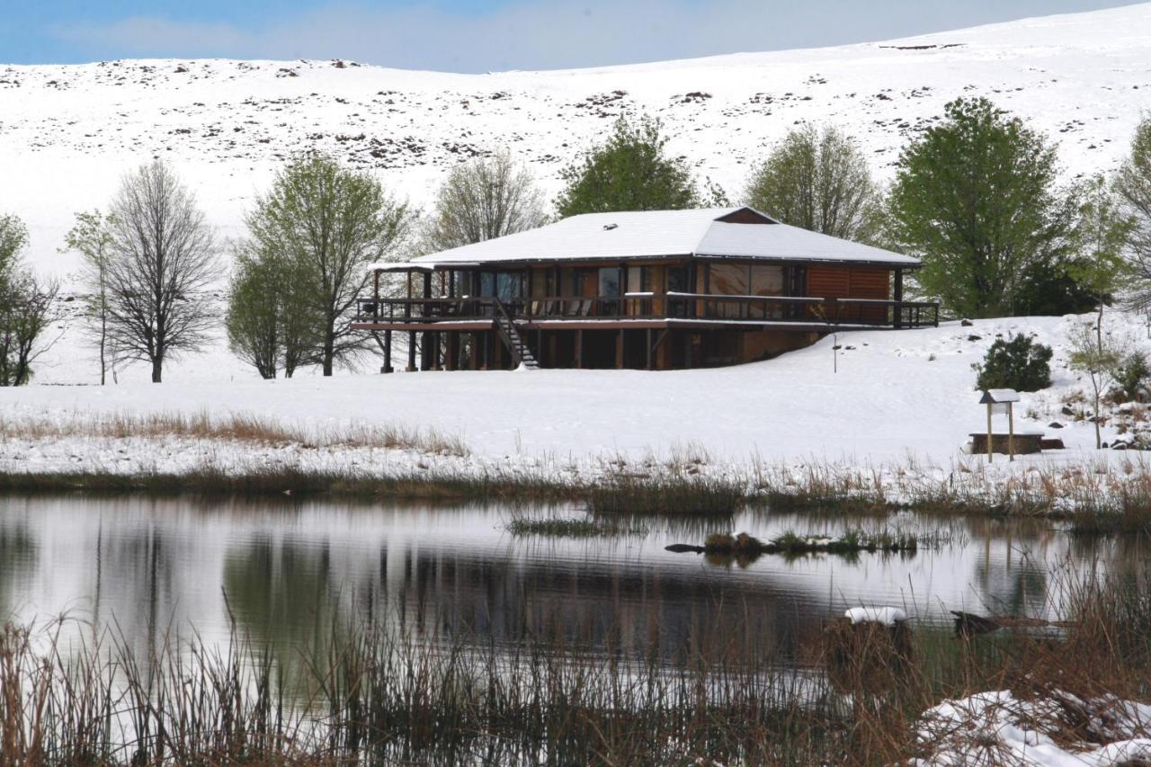 Sani Valley Nature Lodges 히머빌 외부 사진
